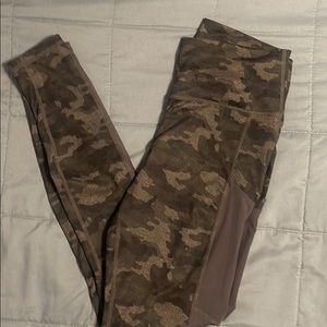 Fabletics powerhold leggings size small